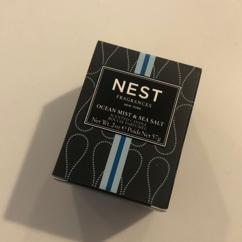 New in box Nest ocean mist and sea salt candle